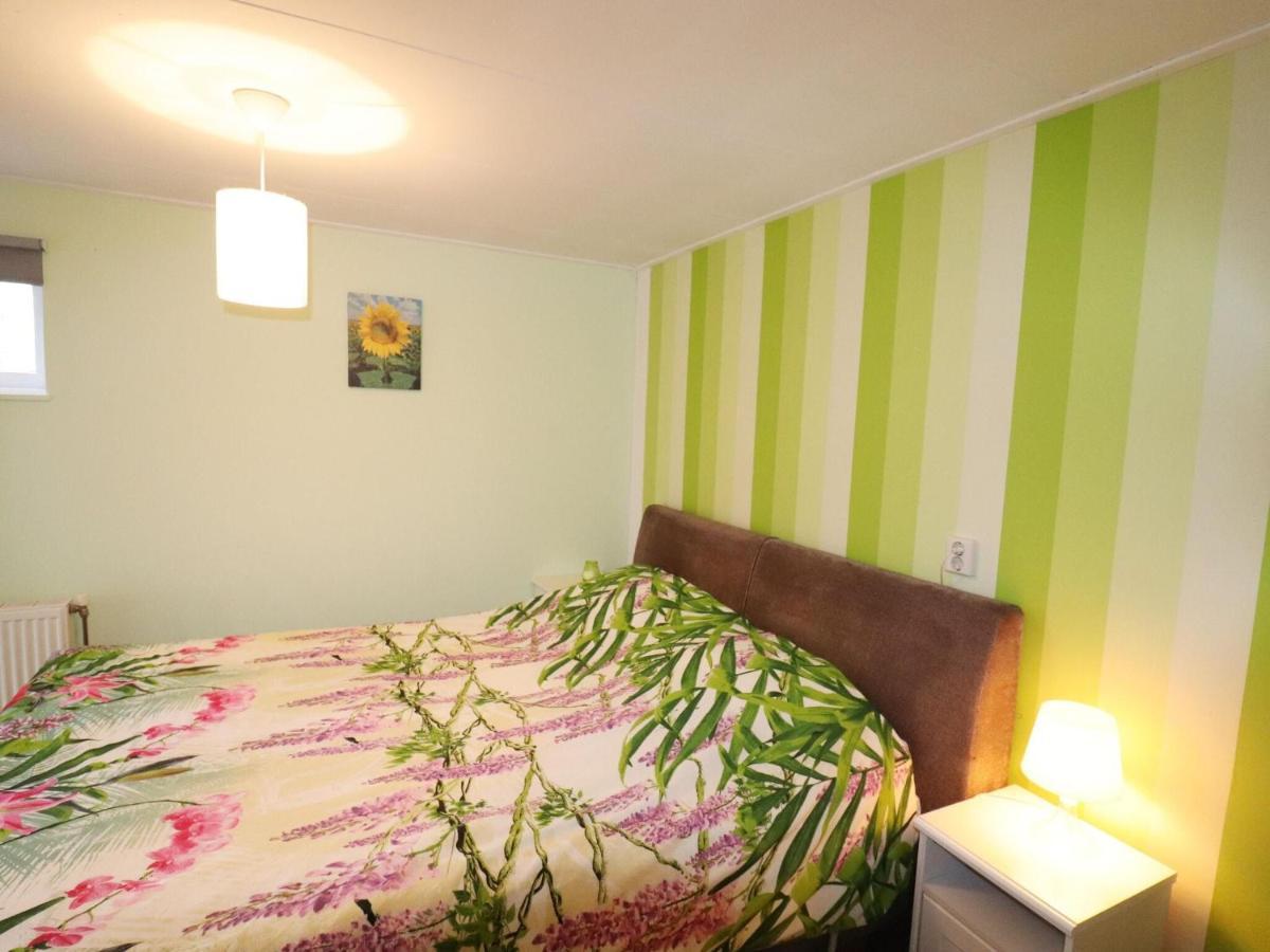 Fine Holiday Home In Donkerbroek מראה חיצוני תמונה